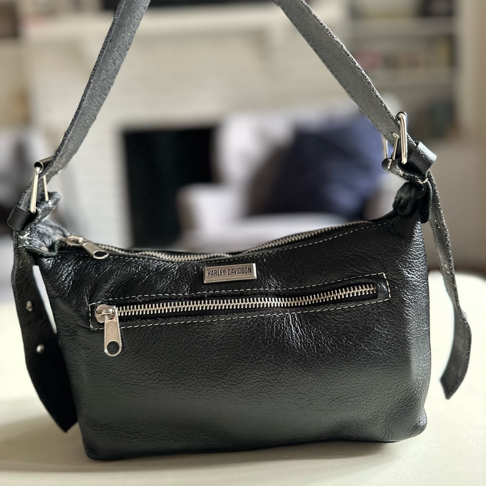 Harley Davidson Leather Shoulder Bag - EUC